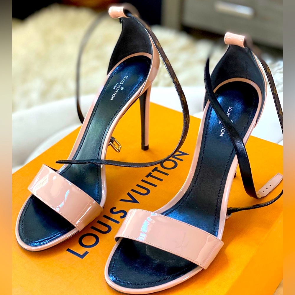 Louis Vuitton Call Back Sandal
